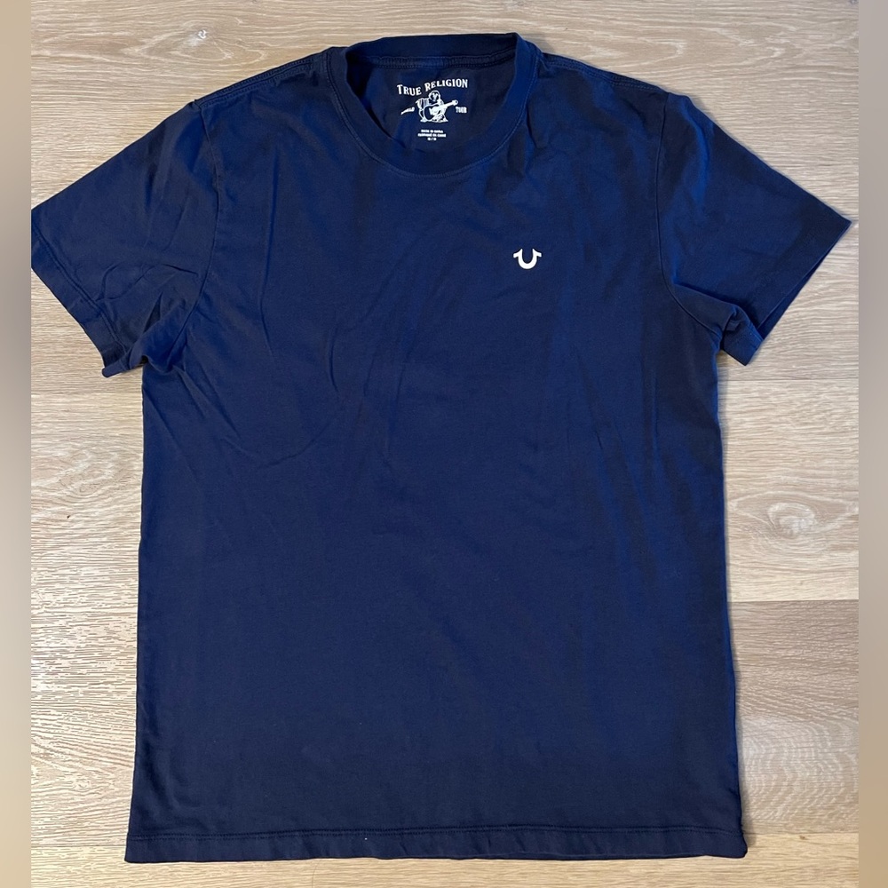 True Religion men’s t-shirt
